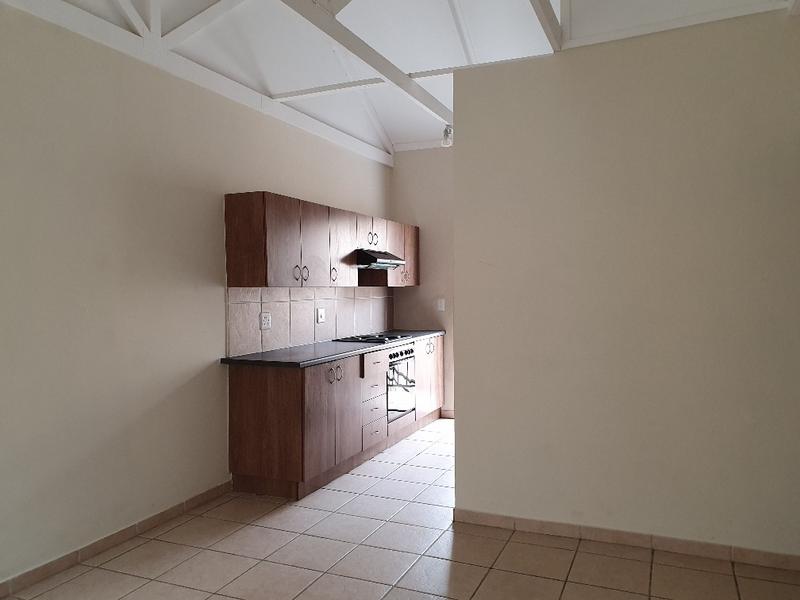 To Let 2 Bedroom Property for Rent in Kingswood Eastern Cape